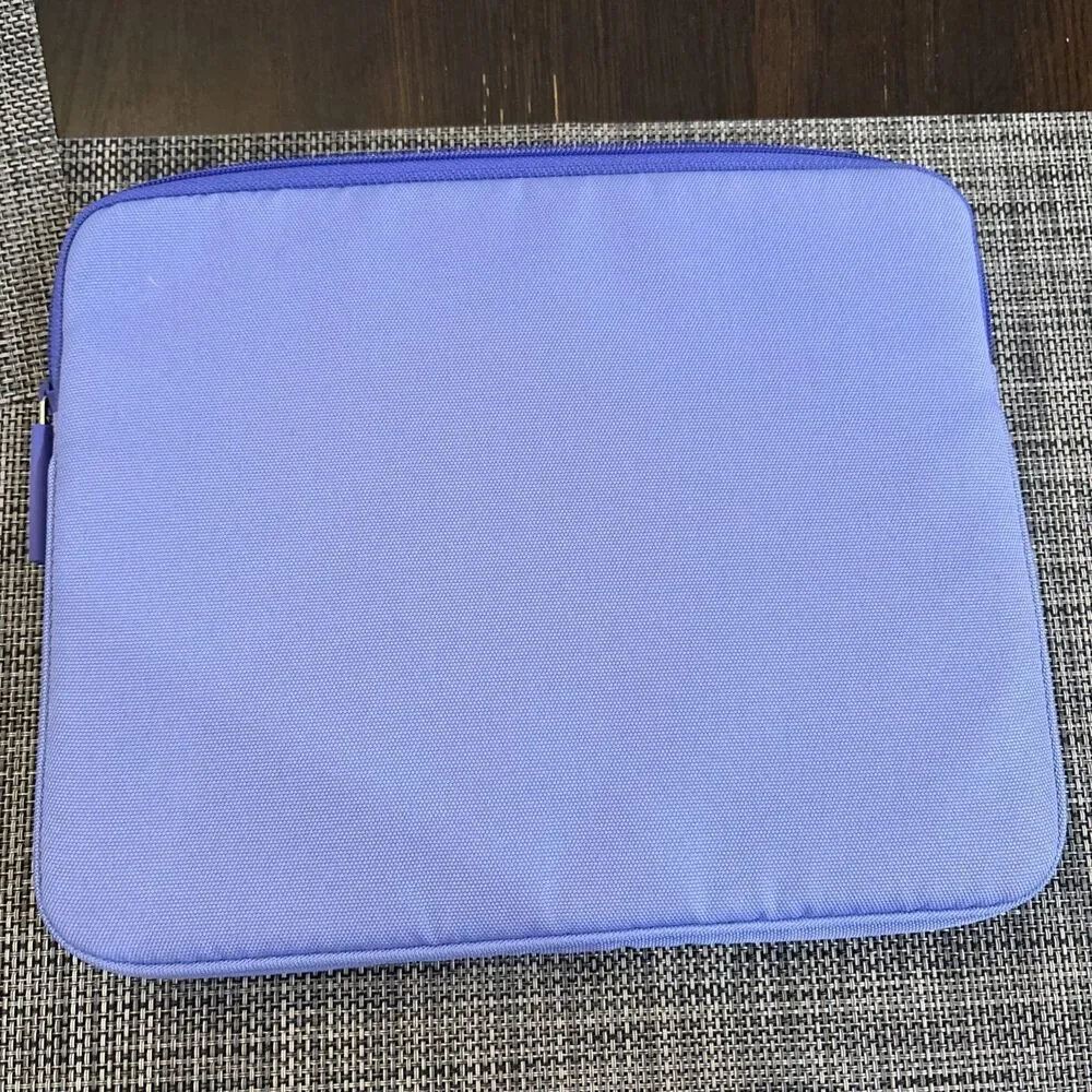 Vera Bradley 10” (10x8”) Zip Tablet Sleeve Case Purple Nylon Padded Floral